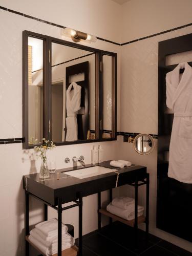 Habitación Prestige del hotel Maison Delano Paris. Foto 7