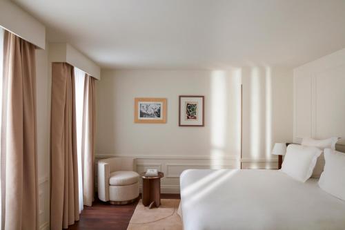 Suite Deluxe del hotel Maison Delano Paris. Foto 2