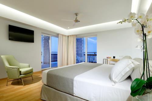 Suite Junior del hotel Talayot - Adults Only. Foto 8