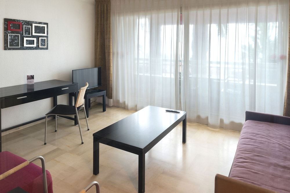 Apartamento de 1 dormitorio con vistas a la ciudad del hotel Adagio Nice Promenade Des Anglais. Foto 8