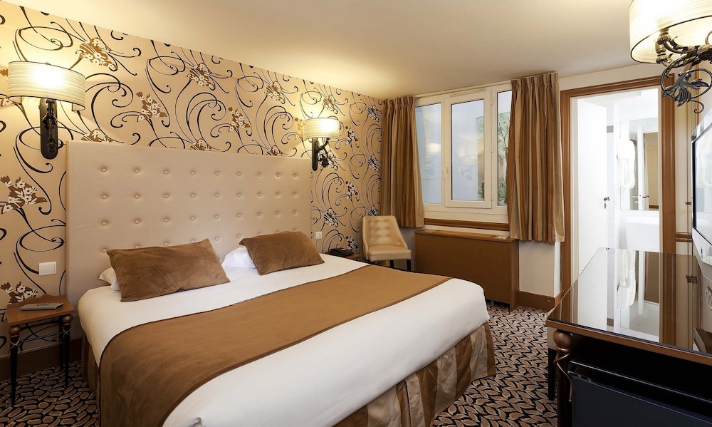 Habitación estándar doble del hotel Des Ducs Danjou. Foto 8