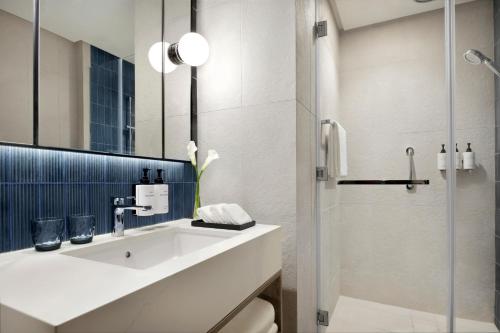 Alojamiento de 2 dormitorios con balcón del hotel Intercontinental Dubai Marina, An Ihg