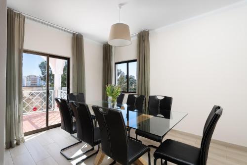 Apartamento Superior de 3 dormitorios del hotel Clube Vilarosa. Foto 9