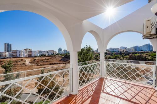 Apartamento Superior de 3 dormitorios del hotel Clube Vilarosa. Foto 11