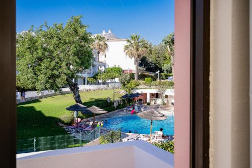 Apartamento Superior de 3 dormitorios del hotel Clube Vilarosa. Foto 13