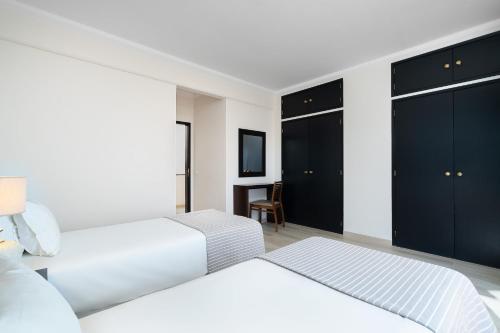 Apartamento Superior de 3 dormitorios del hotel Clube Vilarosa. Foto 16