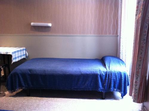 Habitación Triple del hotel Des Arts. Foto 2