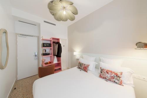 Comfort Queen Double Room del hotel Des Canettes