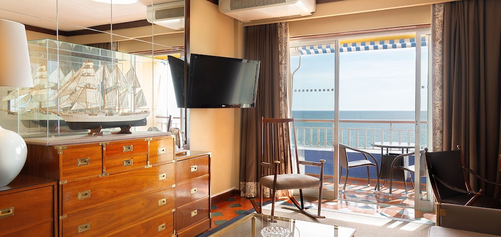 Suite, balcón, vistas al mar del hotel Algarve Casino. Foto 6