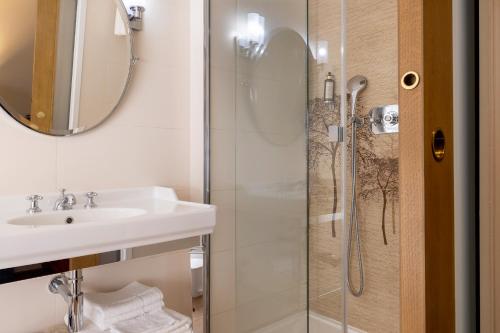 Habitación Triple del hotel Du Muguet. Foto 3