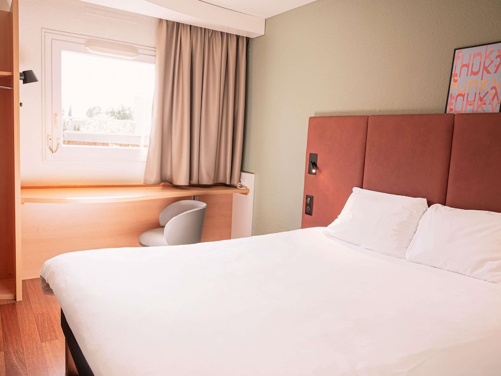 Habitación Estándar con 1 cama doble del hotel Ibis Aix En Provence. Foto 1