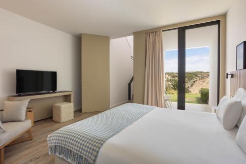 Suite Duplex del hotel Memmo Baleeira. Foto 4