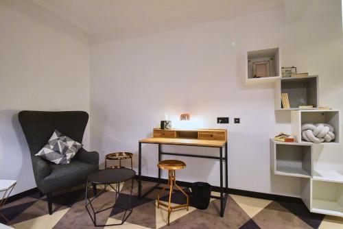 Habitación Superior Grande del hotel Madrigal. Foto 8