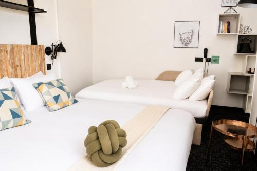 Habitación Superior Grande del hotel Madrigal. Foto 11