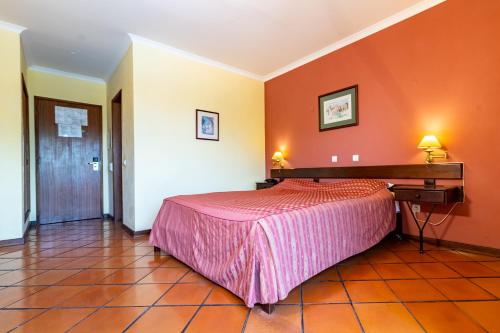 Habitación Doble - 1 o 2 camas del hotel Colina Dos Mouros. Foto 1