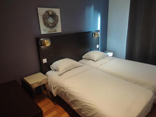 Habitación Doble - 2 camas del hotel Luxelthe. Foto 6