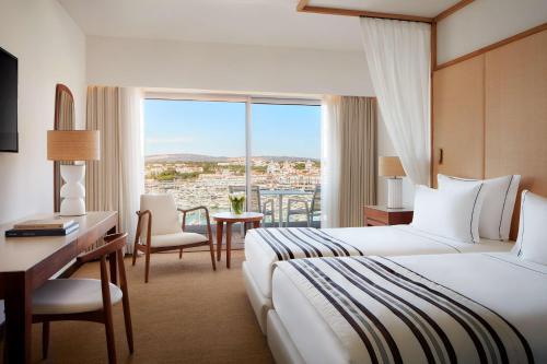Habitaciones Familiares comunicadas del hotel Tivoli Marina Vilamoura. Foto 1