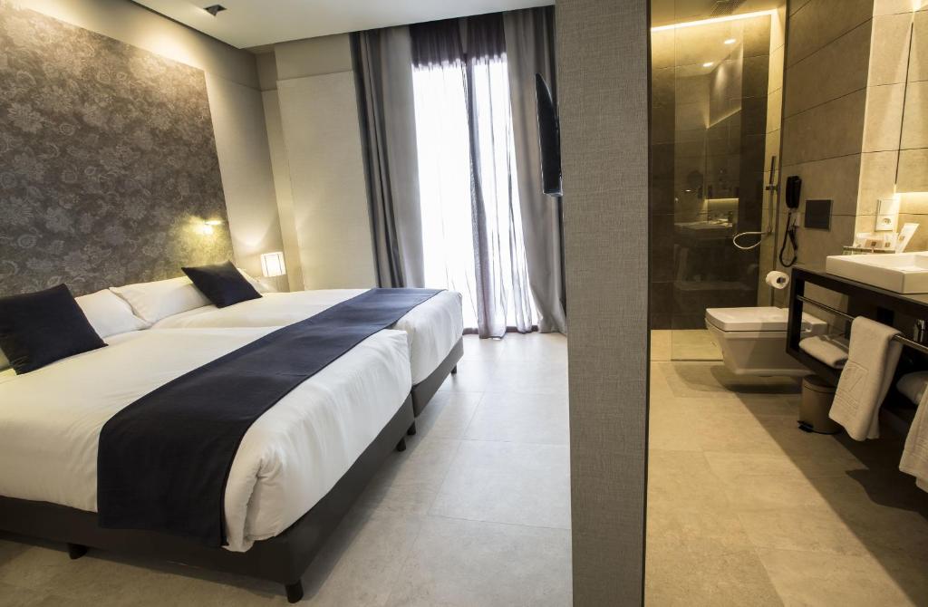 Habitación doble Superior del hotel Vincci Mercat. Foto 5