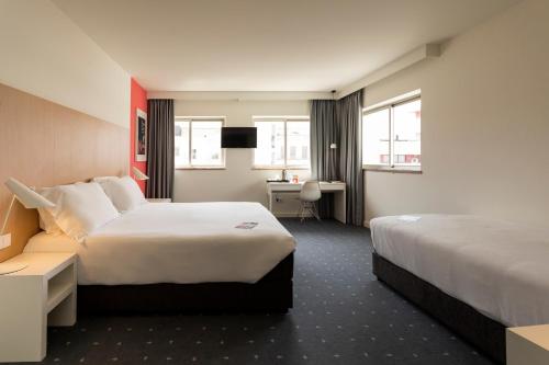 Habitación Triple del hotel Stay Coimbra Centro. Foto 3