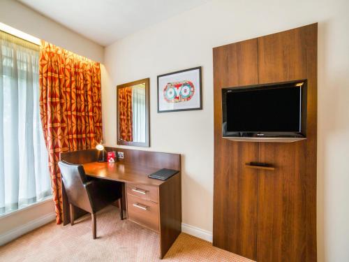 Habitación Doble Estándar - 2 camas del hotel Oyo The Bridge House. Foto 8