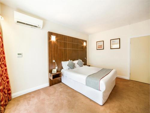 Habitación Doble Estándar del hotel Oyo The Bridge House. Foto 1