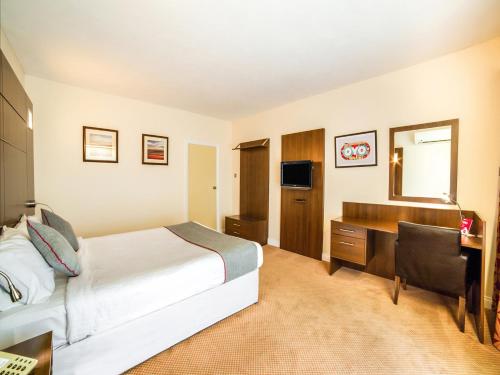 Habitación Doble Estándar del hotel Oyo The Bridge House. Foto 3