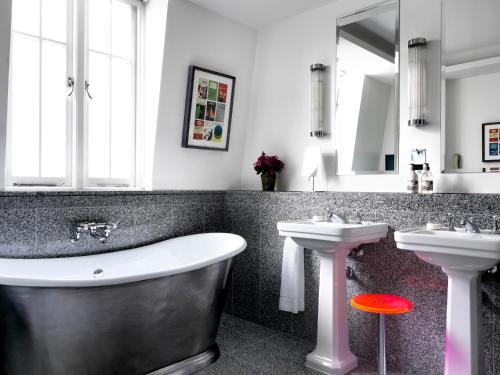 Suite con terraza del hotel Covent Garden Hotel, Firmdale Hotels. Foto 7