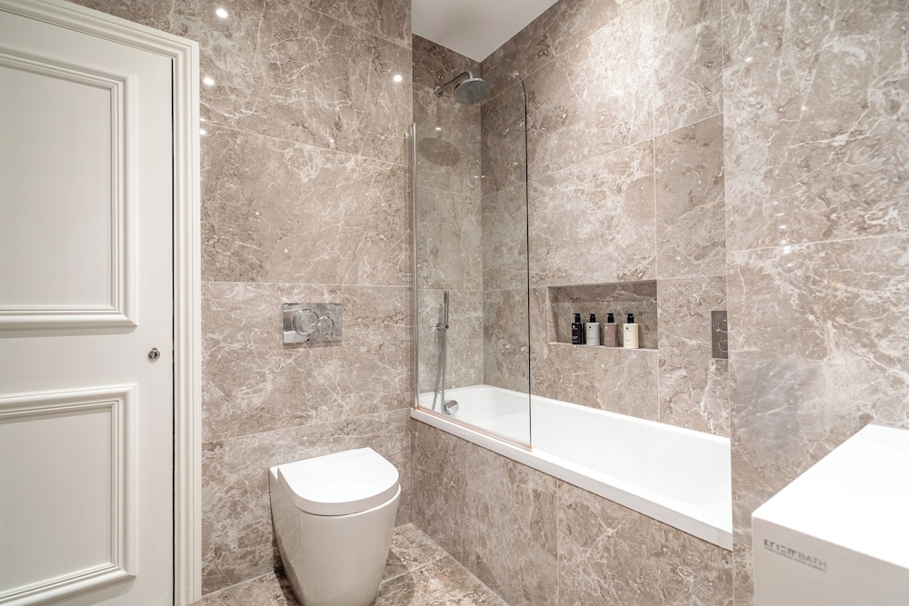 Apartamento, 3 habitaciones, 3 baños del hotel No 1 The Mansion Apartments By Mansley. Foto 32