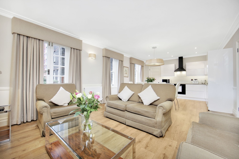 Suite Jardín del hotel No 1 The Mansion Apartments By Mansley. Foto 1