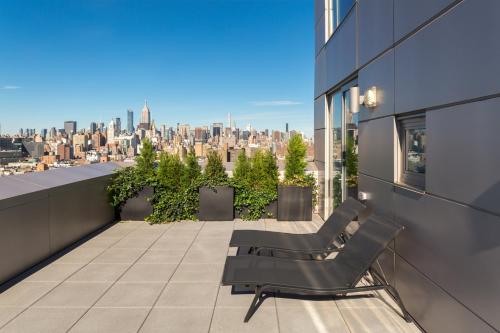 Suite de 1 dormitorio con vistas a la ciudad - 1 cama grande del hotel Indigo Lower East Side New York. Foto 2