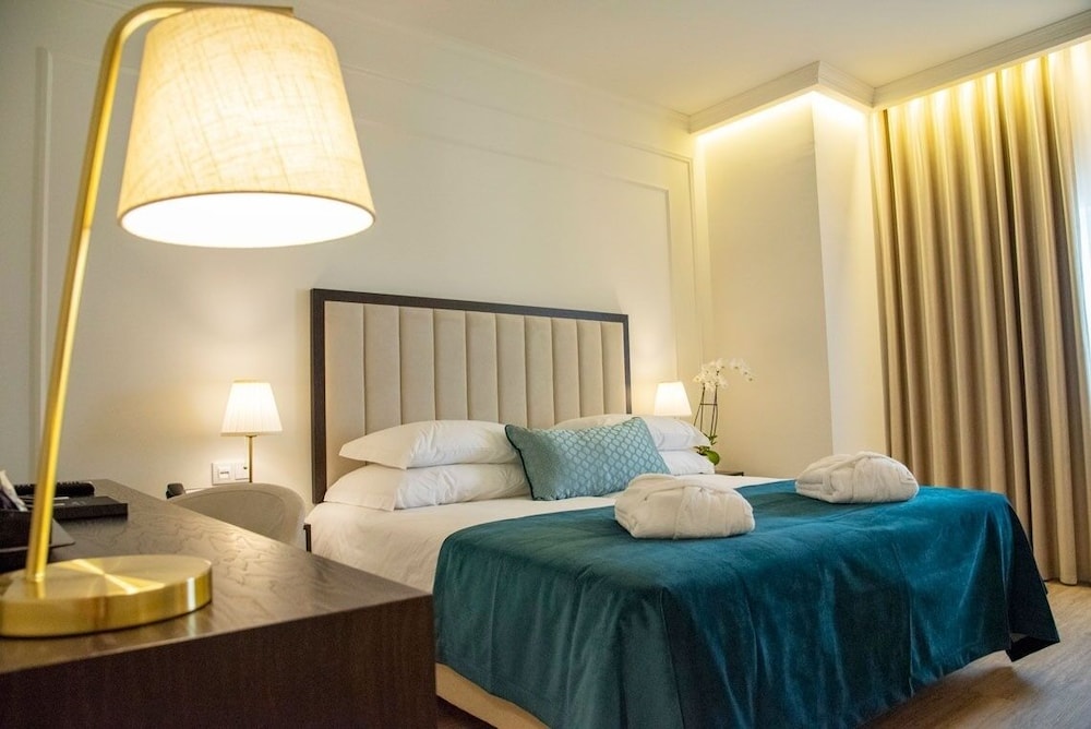 Superior Double or Twin Room del hotel Luna De Tábua