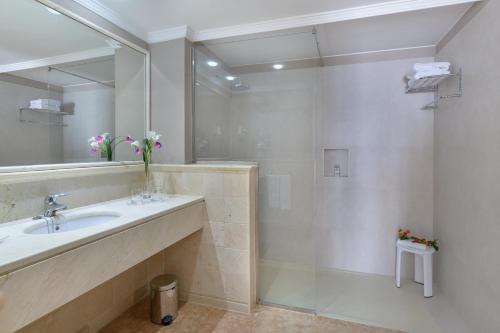 Suite con vistas al mar del hotel Hipotels Natura Palace - Adults Only. Foto 2