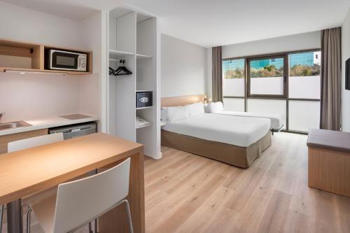 Habitación Familiar del hotel B&B Barcelona Sant Cugat