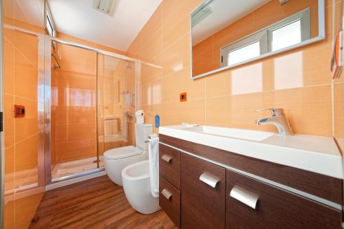 Alojamiento Deluxe - Tamara - Planta Superior del hotel Tamara. Foto 2