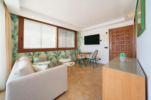 Alojamiento Deluxe - Tamara - Planta baja del hotel Tamara. Foto 43