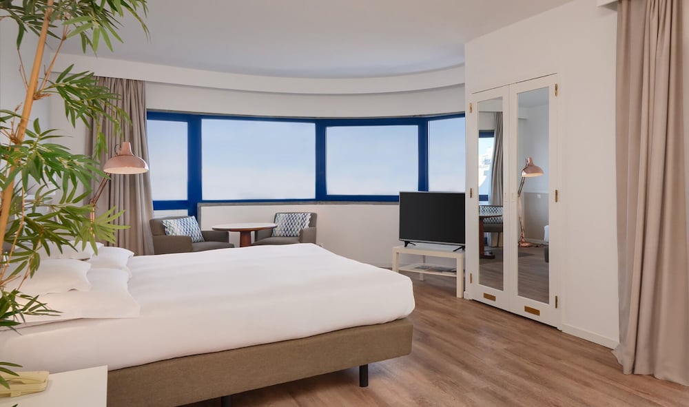 Habitación superior, vistas al mar del hotel Pestana Cascais Ocean And Conference. Foto 3