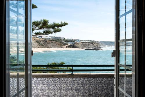 Habitación Doble con vistas al mar y balcón - 2 camas del hotel Vila Gale Ericeira. Foto 3