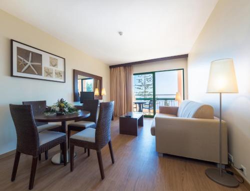 Apartamento Superior de 1 dormitorio con vistas al mar del hotel Garajau Madeira. Foto 2