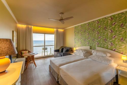 Estudio Premium con vistas al mar del hotel Pestana Ocean Bay Resort. Foto 1
