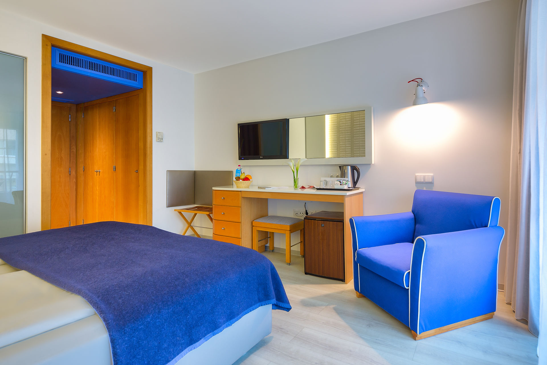 Doble Superior Vista Mar del hotel The Views Monumental. Foto 1