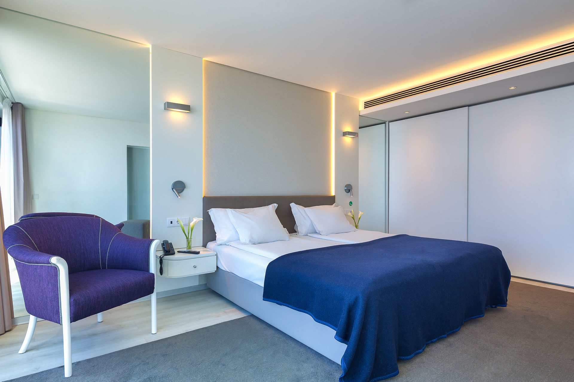 Suite Superior Vistas al mar del hotel The Views Monumental. Foto 5