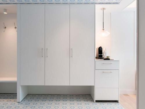 Superior Room, 1 king - size bed, balcony with ocean view del hotel Bel Oléron Thalasso & Spa - MGallery Collection. Foto 4