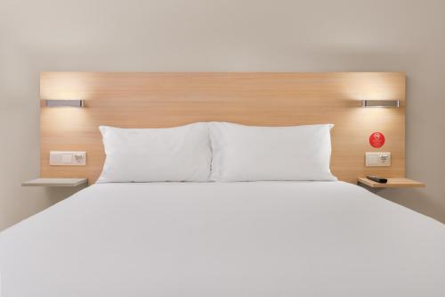Habitación Doble Estándar del hotel Moov Évora. Foto 2