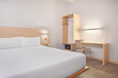 Habitación Doble Estándar del hotel Moov Évora. Foto 4