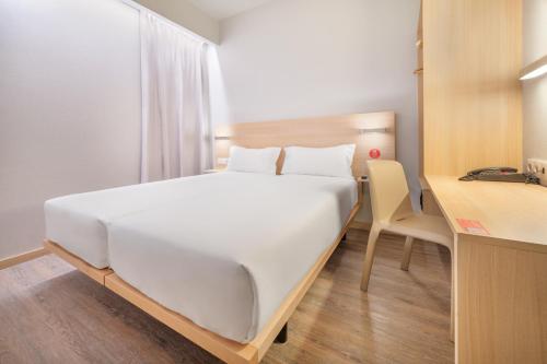 Habitación Doble Estándar - 2 camas del hotel Moov Évora. Foto 6