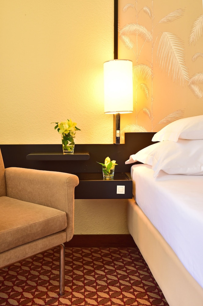 Habitación clásica con 1 cama doble o 2 individuales, vistas a la montaña del hotel Pestana Casino Park Hotel & Casino. Foto 3