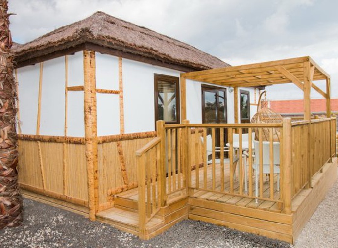 Bali Supreme Lodge del hotel Magic Natura Animal, Waterpark & Polynesian Lodge Resort