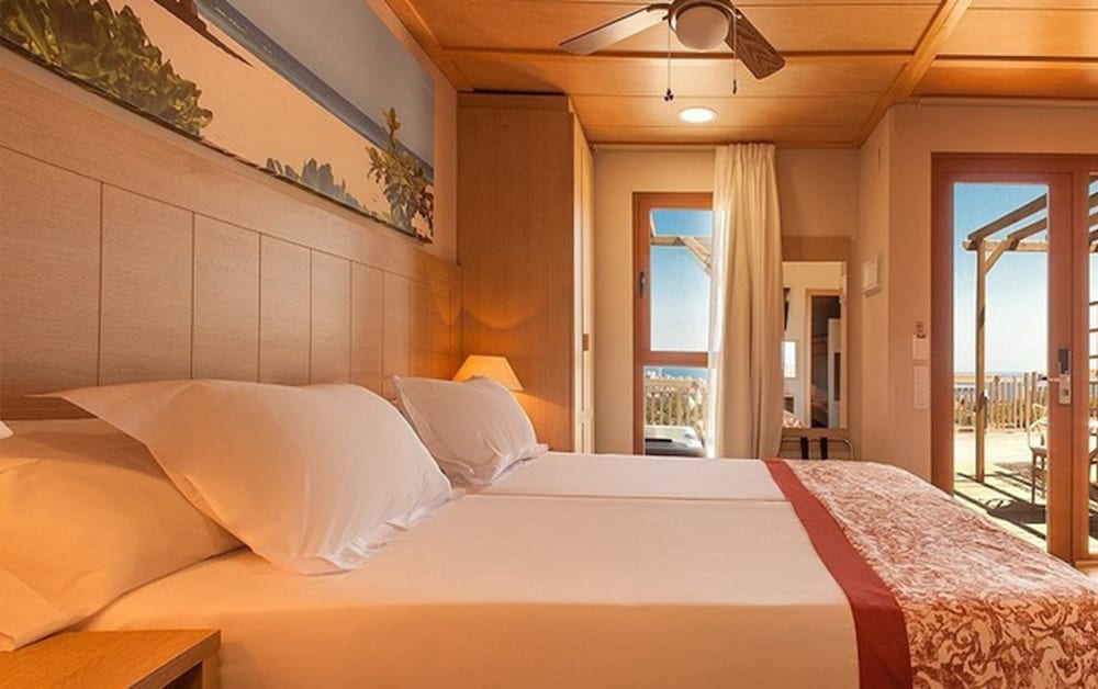 Bungalow, 3 habitaciones (4 Adults + 1 Child, Terra Natura) del hotel Magic Natura Animal, Waterpark & Polynesian Lodge Resort