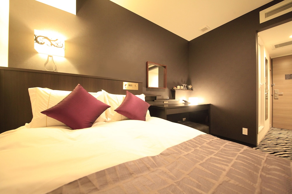 Habitación doble moderada, no fumadores (1 cama doble) del hotel Centurion Ikebukuro. Foto 1