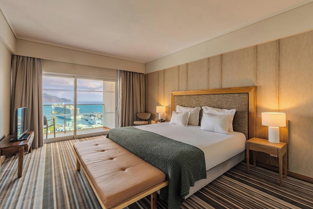 Suite del hotel Pestana Carlton Madeira Ocean Resort